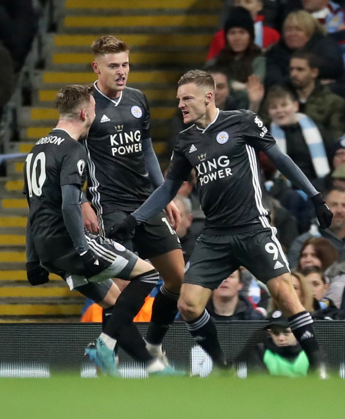 Ngược dòng ngoạn mục, Man City bùng nổ hạ Leicester - Ảnh 3.