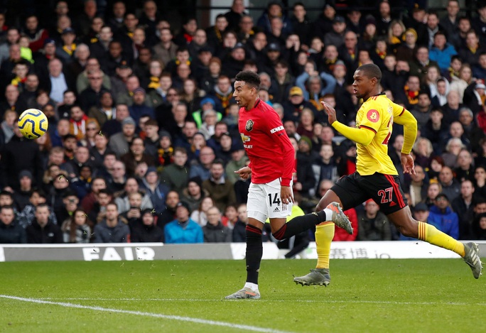 Paul Pogba tái xuất, Man United thua tan tác trước Watford - Ảnh 4.