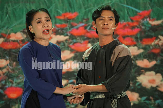 Chàng chăn vịt Nguyễn Chí Tâm đoạt giải Quán quân Tài tử miệt vườn 2019 - Ảnh 2. Chàng chăn vịt Nguyễn Chí Tâm đoạt giải Quán quân Tài tử miệt vườn 2019 - Ảnh 2.