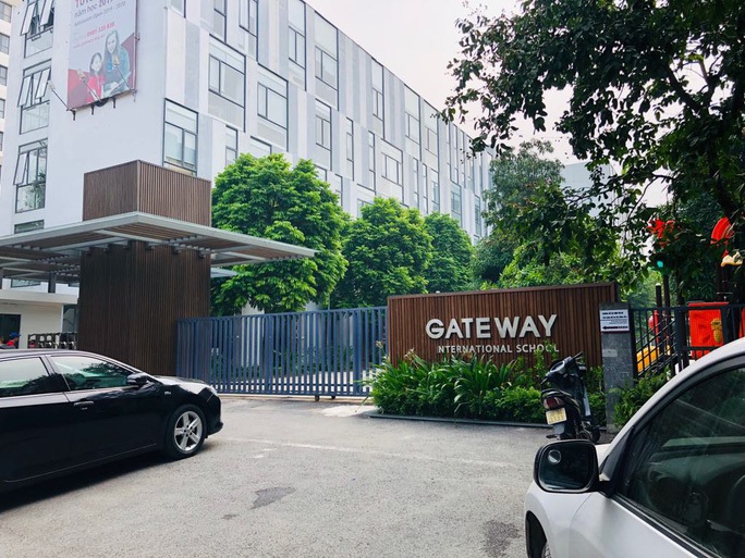 Vì sao hiệu trưởng Trường tiểu học Gateway thoát trách nhiệm? - Ảnh 1.