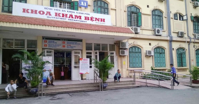 Đình chỉ 3 nhân viên Bệnh viện Xanh Pôn vì nghi án gian lận xét nghiệm HIV và viêm gan B - Ảnh 1. Đình chỉ 3 nhân viên Bệnh viện Xanh Pôn vì nghi án gian lận xét nghiệm HIV và viêm gan B - Ảnh 1.