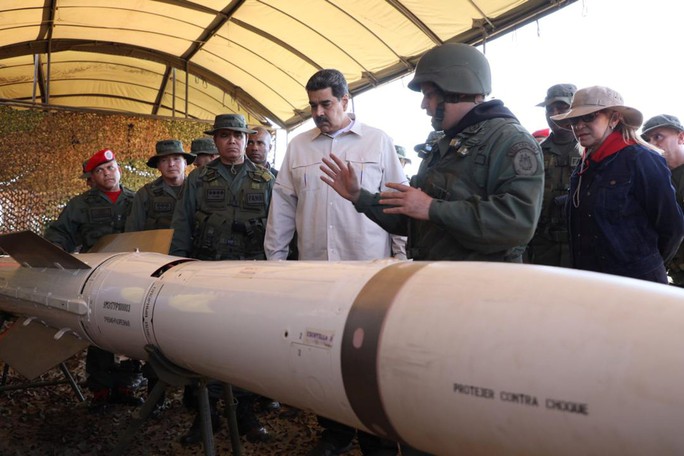 Venezuela điều tra thu nhập của lãnh đạo tự phong  - Ảnh 3.