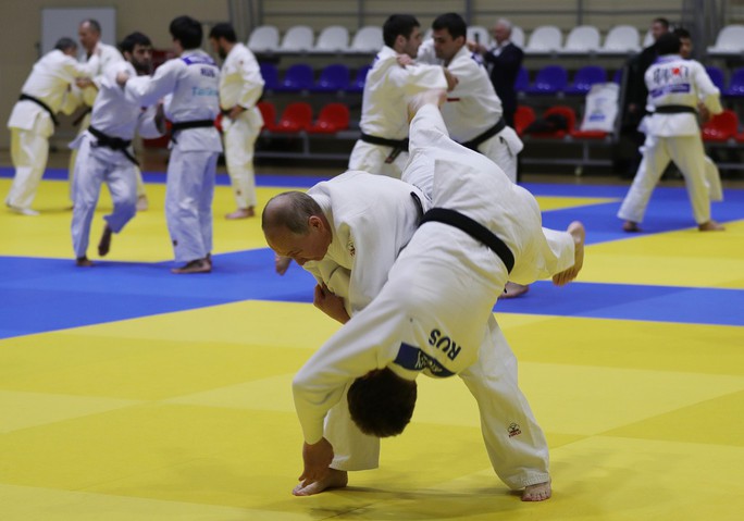 Chân dung nữ võ sĩ Judo hạ đo ván ông Putin  - Ảnh 5.