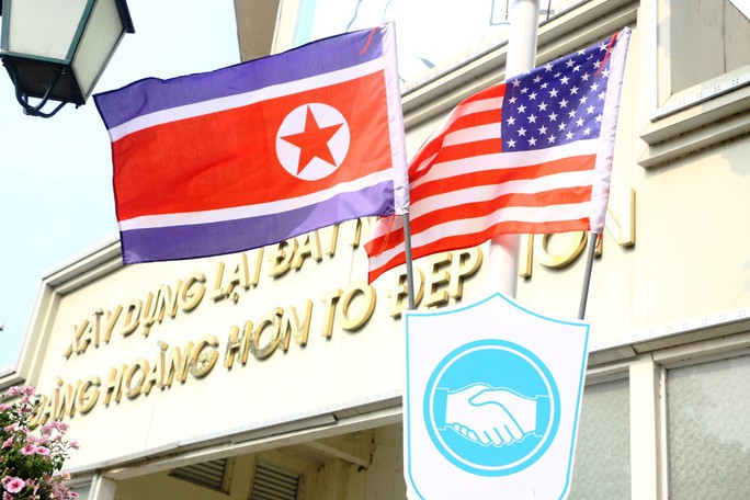 Cờ Mỹ - Triều Tiên tung bay phấp phới giữa thủ đô Hà Nội - Ảnh 3.