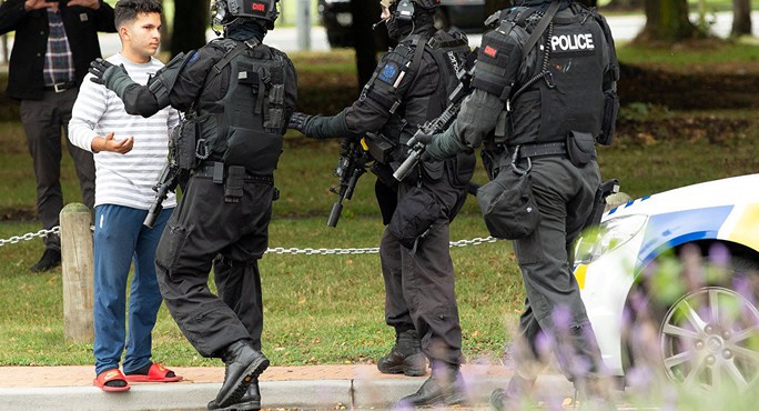 New Zealand: Vừa xả súng đẫm máu, lại nổ bom ở Auckland - Ảnh 2.