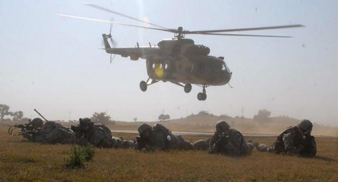 Nhắm chiến đấu cơ Pakistan, tên lửa Ấn Độ bắn hạ máy bay quân mình - Ảnh 1.