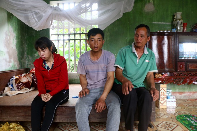 Nhói lòng gia cảnh nữ sinh lớp 9 bị đánh dã man, lột đồ - Ảnh 7.