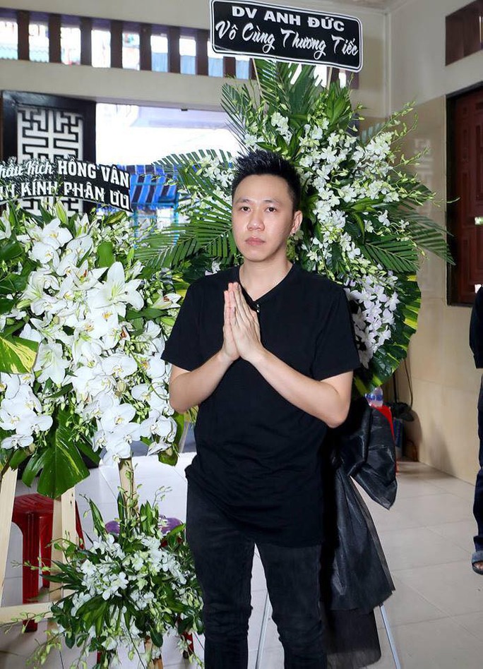 Nghệ sĩ Anh Vũ về quê nhà trong tình thương quá lớn của công chúng - Ảnh 9.
