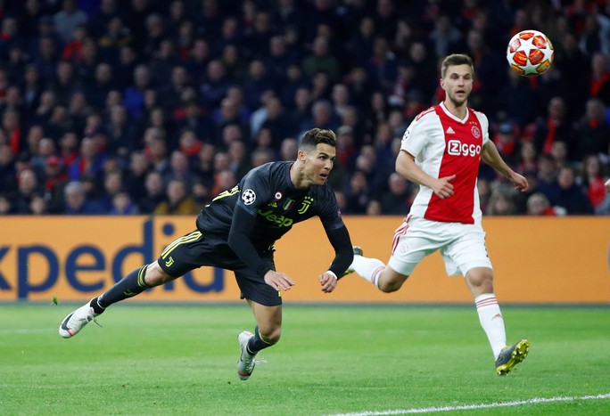 Man United gục ngã sân nhà, Juventus rơi chiến thắng ở Amsterdam - Ảnh 9.