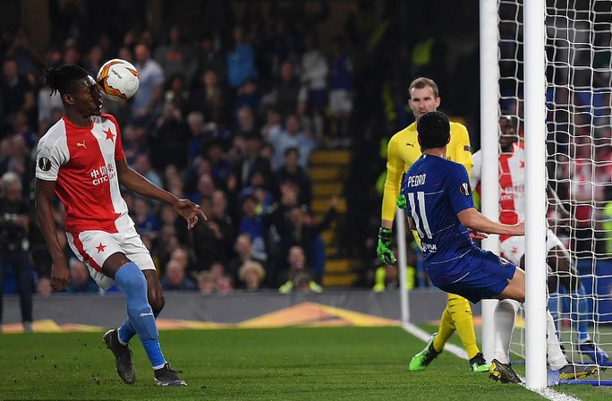 Rượt đuổi 7 bàn, Chelsea suýt trả giá đắt tại Europa League - Ảnh 4.