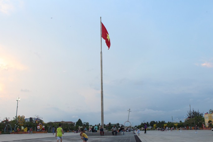 Chiêm ngưỡng những công trình kỷ lục Việt Nam tại quảng trường lớn nhất ĐBSCL - Ảnh 4.
