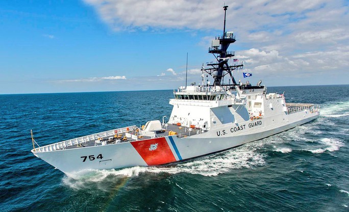 Tàu Cảnh sát biển Mỹ tháo lui khi gặp tàu tuần tra Venezuela - Ảnh 1.