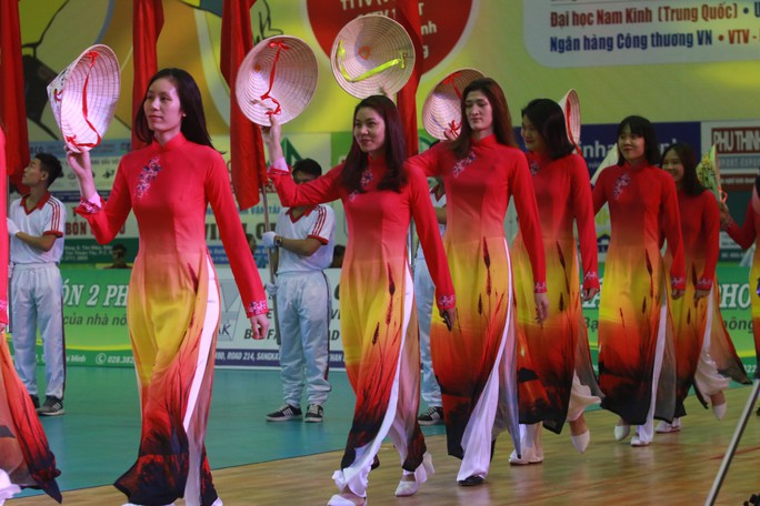 VTV Bình Điền Long An đánh bại Đại học Nam Kinh (Trung Quốc) - Ảnh 3.