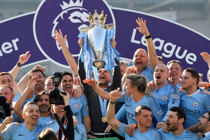 UEFA sắp tước quyền tham dự Champions League của Man City - Ảnh 1.