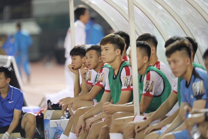 Dàn sao tuyển Quốc gia của Viettel bất lực trước người cũ của Thể Công - Ảnh 2.