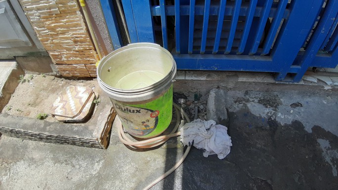 Đà Nẵng: Người dân một số khu vực khốn đốn vì nước sạch không có một giọt - Ảnh 3.