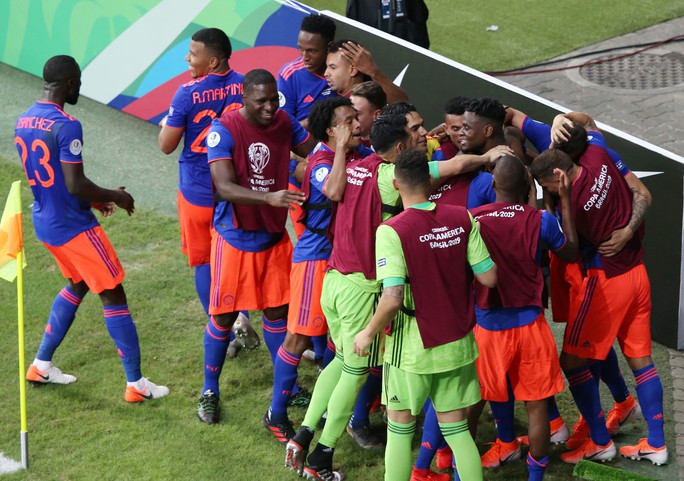 Dự bị lập công, Colombia quật ngã á quân Argentina - Ảnh 8.