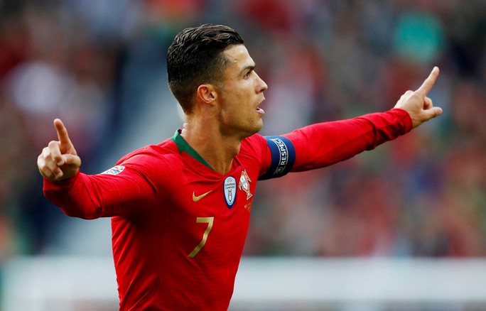 Ronaldo dẫn dắt hàng công Bồ Đào Nha, người hùng Euro 2016 biệt dạng - Ảnh 2.
