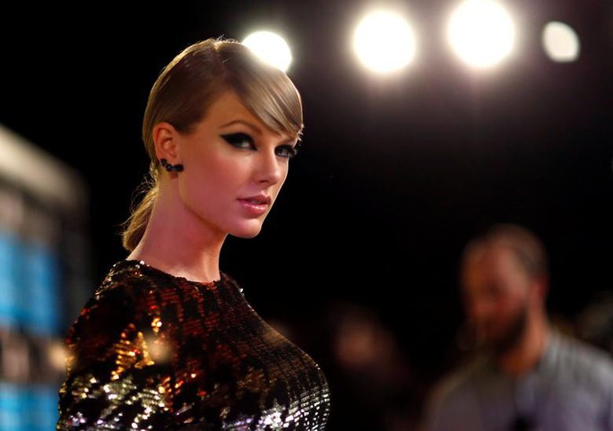 Taylor Swift tố quản lý bắt nạt và âm mưu thao túng - Ảnh 2.