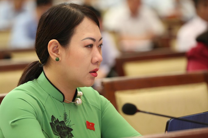Đại biểu hiến kế dùng lu chống ngập: Tôi rất buồn - Ảnh 3. Đại biểu hiến kế dùng lu chống ngập: Tôi rất buồn - Ảnh 3.