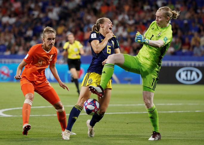 Hà Lan vào chung kết World Cup nữ nhờ bàn thắng vàng - Ảnh 5.