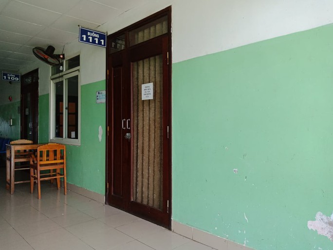 Cựu trưởng Công an TP Thanh Hóa điều trị trong buồng bệnh buông kín rèm? - Ảnh 2.