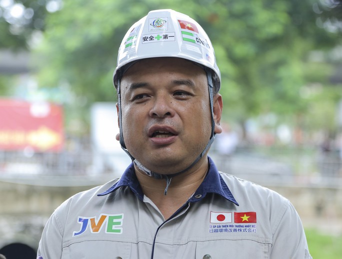 Chuyên gia Nhật tắm nước sông Tô Lịch gửi lời cảm ơn Thủ tướng, Chủ tịch Hà Nội - Ảnh 1. Chuyên gia Nhật tắm nước sông Tô Lịch gửi lời cảm ơn Thủ tướng, Chủ tịch Hà Nội - Ảnh 1.