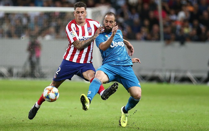 Sao trẻ Joao Felix cho Ronaldo ngửi khói, Atletico thắng đẹp Juventus - Ảnh 3.