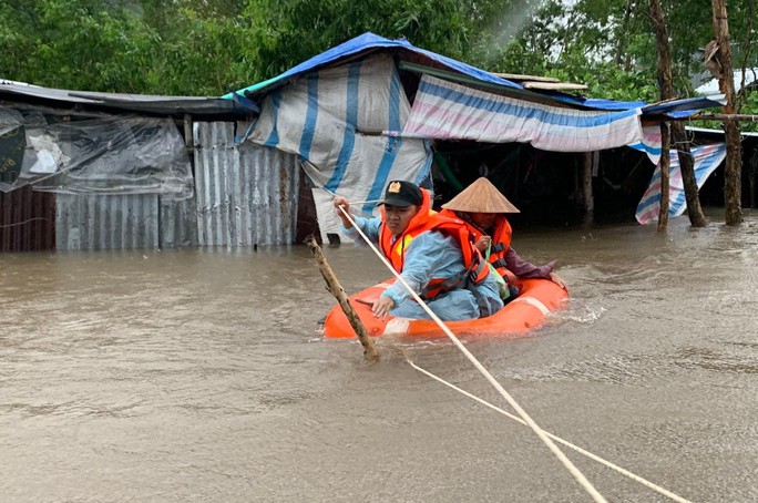 Lý do Phú Quốc ngập kỷ lục mấy ngày qua  - Ảnh 1.