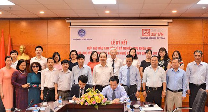 ĐH Duy Tân hợp tác với Học viện Khoa học và Công nghệ đào tạo tiến sĩ - Ảnh 1.