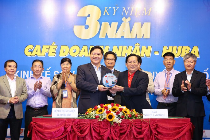 Báo Người Lao Động hợp tác toàn diện với Hiệp hội Doanh nghiệp TP HCM - Ảnh 2.