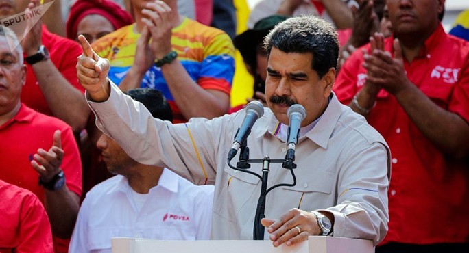 Tổng thống Venezuela so sánh ông Trump với Hitler - Ảnh 1.
