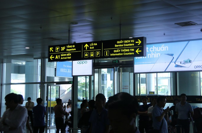 Để không tự biến mình thành gà quay cho taxi dù sân bay Nội Bài - Ảnh 9.