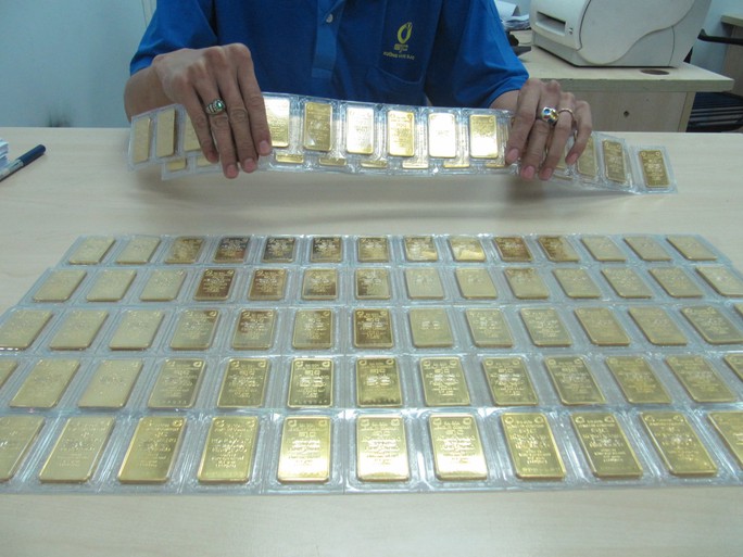 Giá vàng SJC nhảy vọt lên 40,6 triệu đồng/lượng - Ảnh 1.