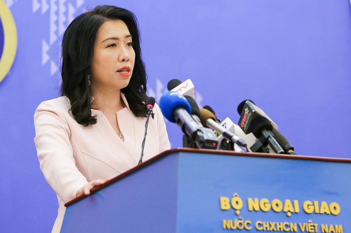 Nhóm tàu Hải Dương 8 của Trung Quốc rời vùng biển Việt Nam - Ảnh 1.