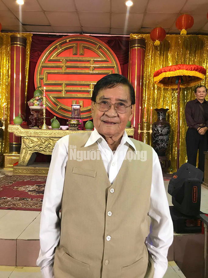 NSND Minh Vương tri ân đồng nghiệp trong ngày giỗ Tổ sân khấu - Ảnh 12. NSND Minh Vương tri ân đồng nghiệp trong ngày giỗ Tổ sân khấu - Ảnh 12.