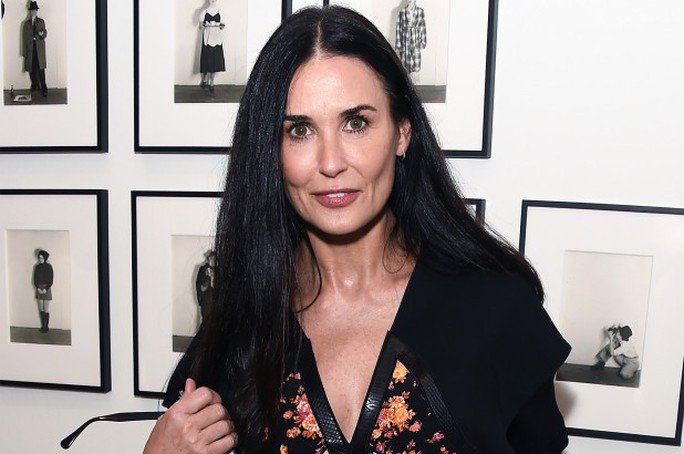 Demi Moore thừa nhận bị cưỡng hiếp năm 15 tuổi - Ảnh 1.