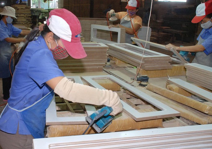 VCCI đề xuất bỏ 30 phút nghỉ ngơi của lao động nữ trong ngày đèn đỏ - Ảnh 3. VCCI đề xuất bỏ 30 phút nghỉ ngơi của lao động nữ trong ngày đèn đỏ - Ảnh 3.