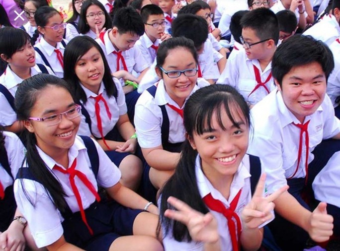 Hãy trả lại ý nghĩa thật sự của ngày tựu trường - Ảnh 1. Hãy trả lại ý nghĩa thật sự của ngày tựu trường - Ảnh 1.