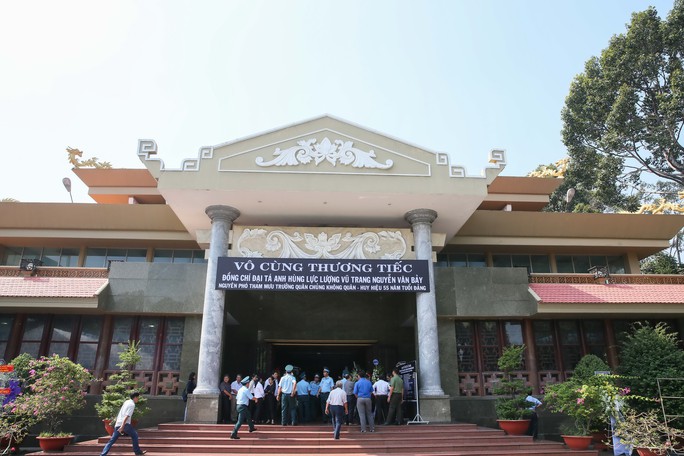 Xúc động lễ viếng đại tá, phi công Nguyễn Văn Bảy - Ảnh 6.