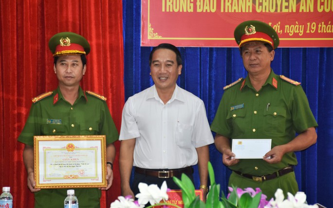 Tin gã đàn ông “Buồn cho số phận”, nhiều phụ nữ bị cướp cả tình lẫn tiền - Ảnh 2.