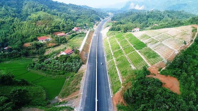 Đường cao tốc Bắc Giang-Lạng Sơn trước giờ G thông xe - Ảnh 7.