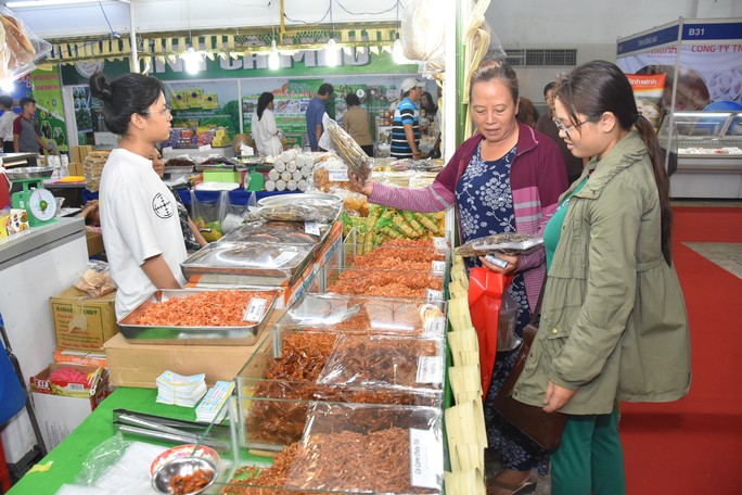 “Đầu tàu” Vùng kinh tế trọng điểm phía Nam đang chậm lại… - Ảnh 1.