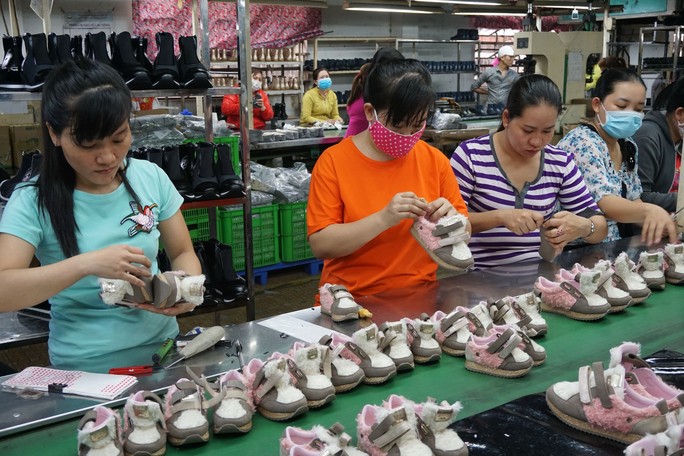 Bảo đảm quyền cho người lao động trong CPTPP - Ảnh 2.