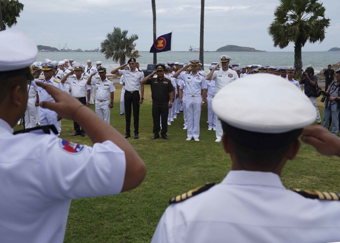 Những hình ảnh ban đầu về diễn tập hải quân Mỹ-ASEAN - Ảnh 3.