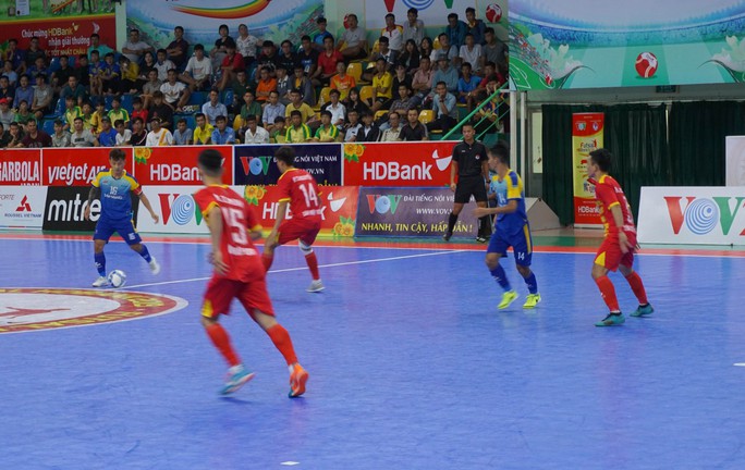 Giải Futsal VĐQG 2019: Cầu thủ trẻ muốn khẳng định đẳng cấp - Ảnh 1.