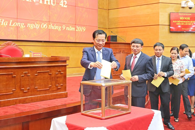 Quảng Ninh có tân Bí thư thế hệ 7X - Ảnh 1. Quảng Ninh có tân Bí thư thế hệ 7X - Ảnh 1.