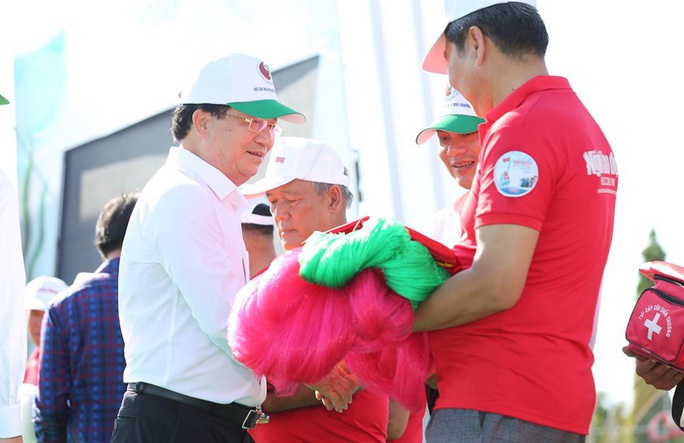 Thủ tướng Nguyễn Xuân Phúc gửi thư khen Báo Người Lao Động - Ảnh 4. Thủ tướng Nguyễn Xuân Phúc gửi thư khen Báo Người Lao Động - Ảnh 4.