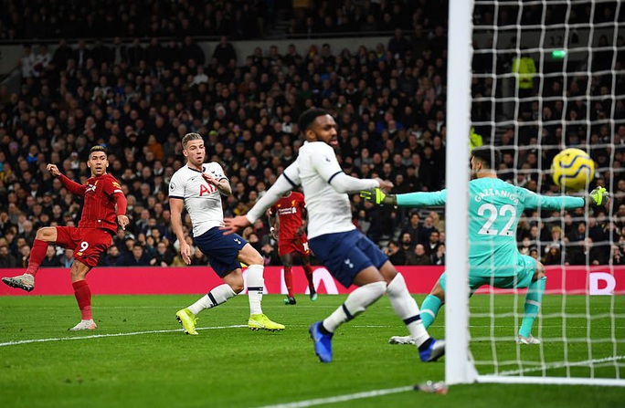 Hạ chủ nhà Tottenham, Liverpool chạm tay vào lịch sử - Ảnh 4.