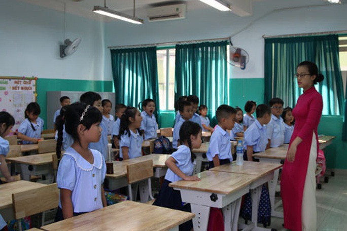 Thưởng Tết giáo viên: Nơi trái ngọt, chỗ động viên - Ảnh 1. Thưởng Tết giáo viên: Nơi trái ngọt, chỗ động viên - Ảnh 1.
